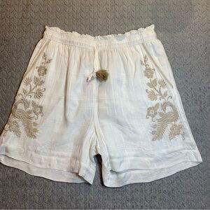 Johnny Was Cream Embroidered Shorts